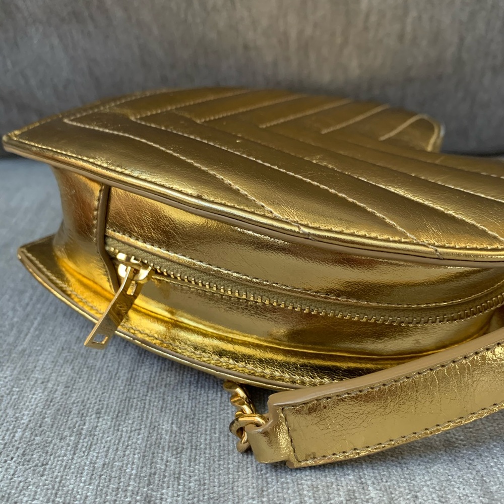 !SOLD!Saint Laurent heart bag - Picture 5 of 7